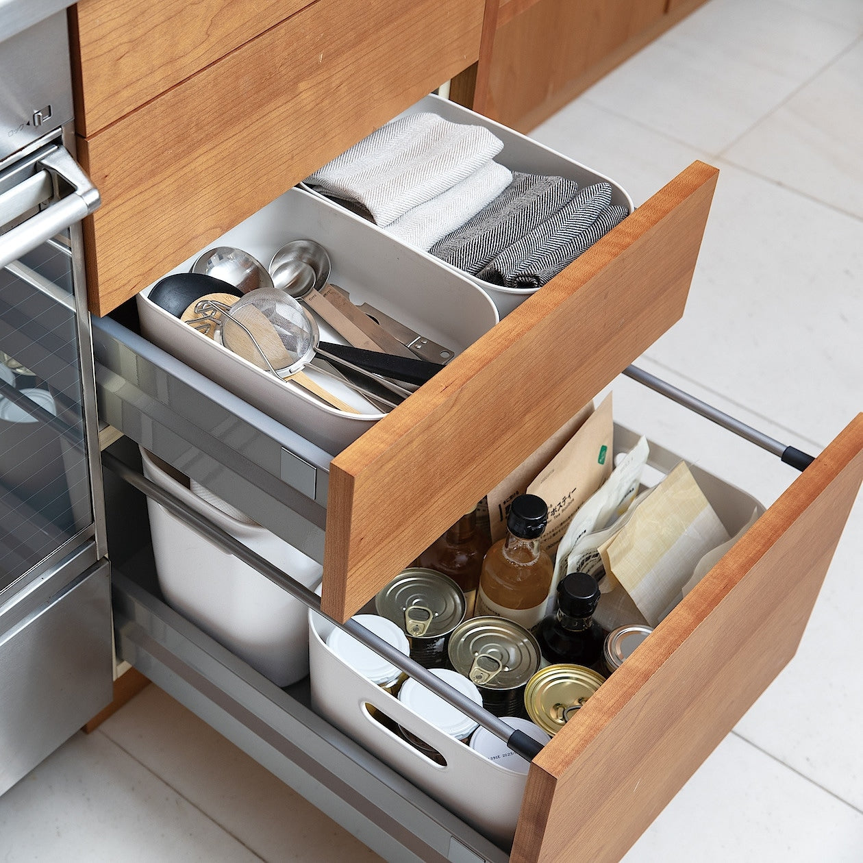 Soft Polyethylene Case Full Size - Medium W10 x D14.2 x H6.3 - Image 10