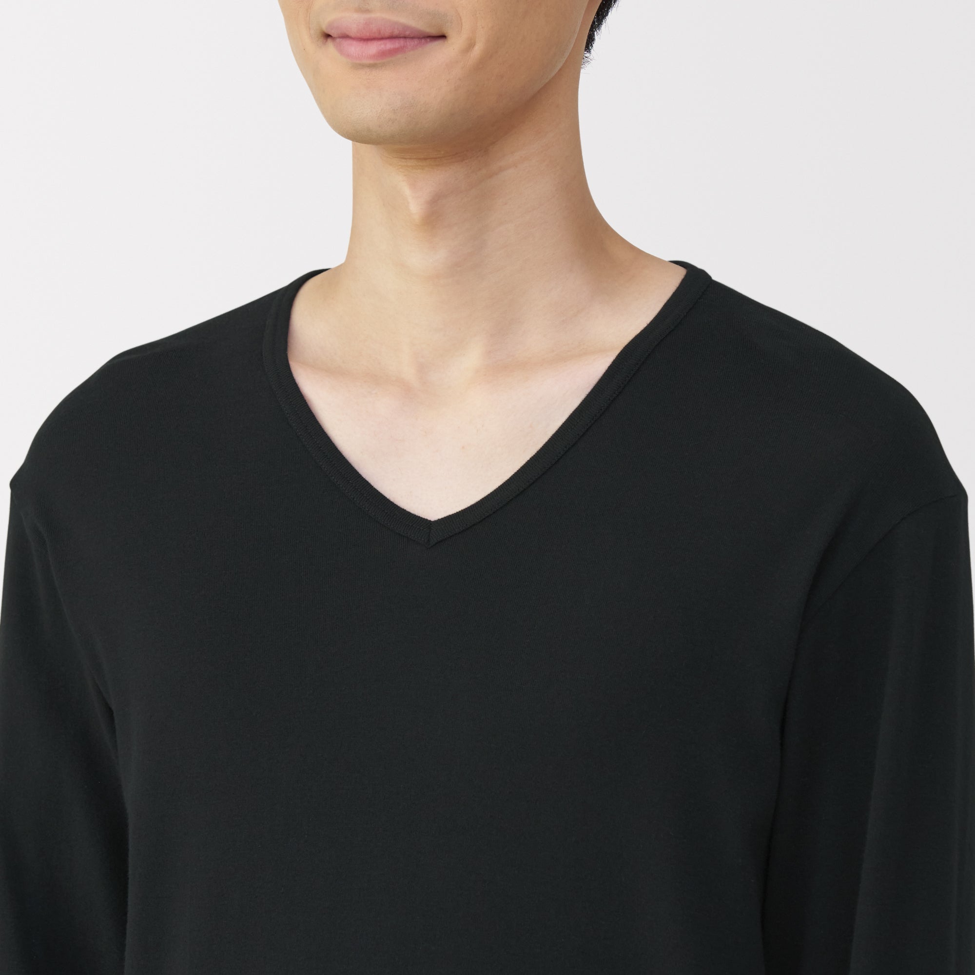Warm Cotton V-Neck T-Shirt - Image 21