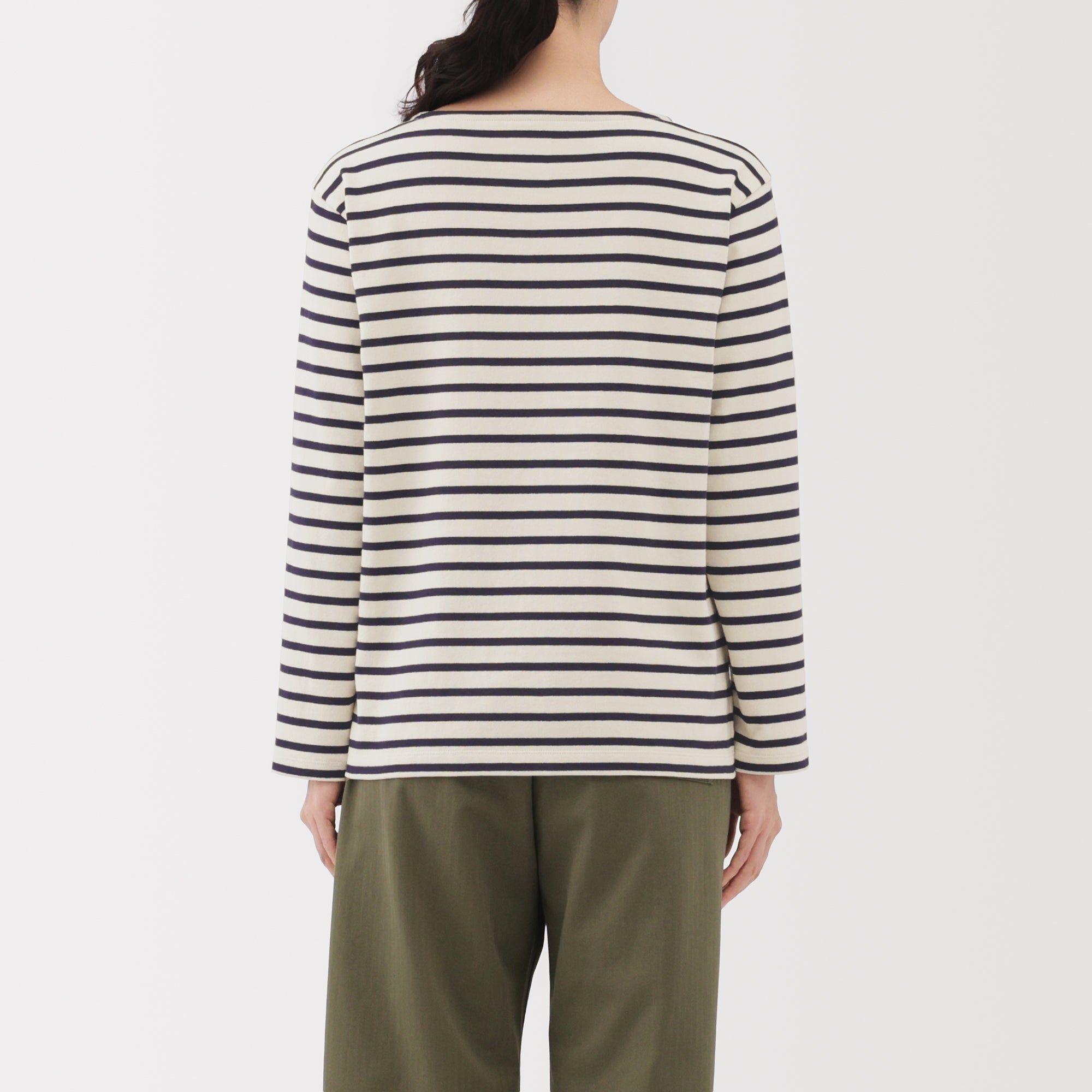 Heavyweight Boat Neck T-Shirt - Image 54