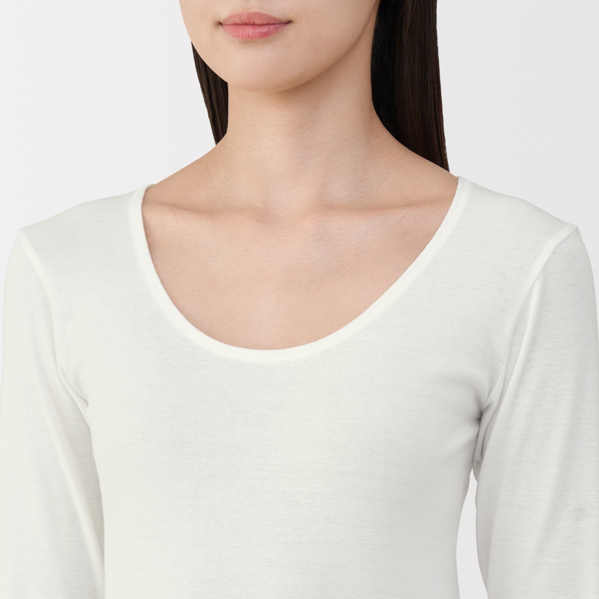 Warm Cotton U-Neck T-Shirt - Image 27