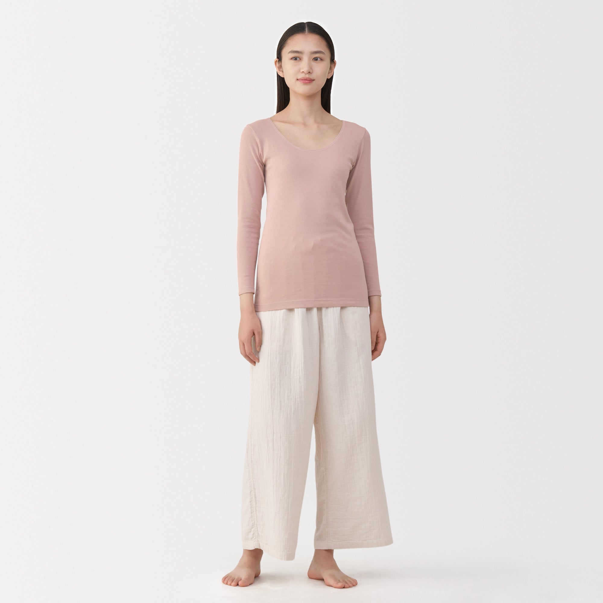 Warm Cotton U-Neck T-Shirt - Image 34