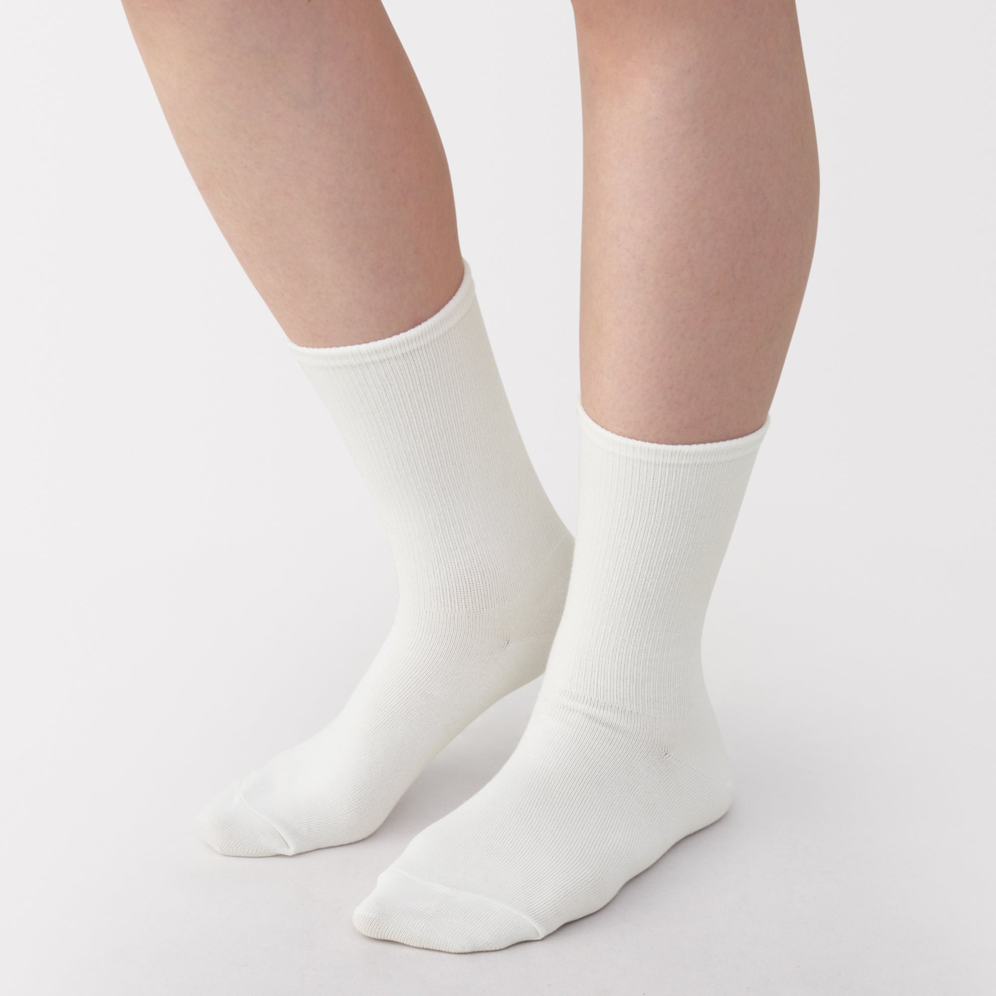 Loose Top Tapered Socks - Image 15