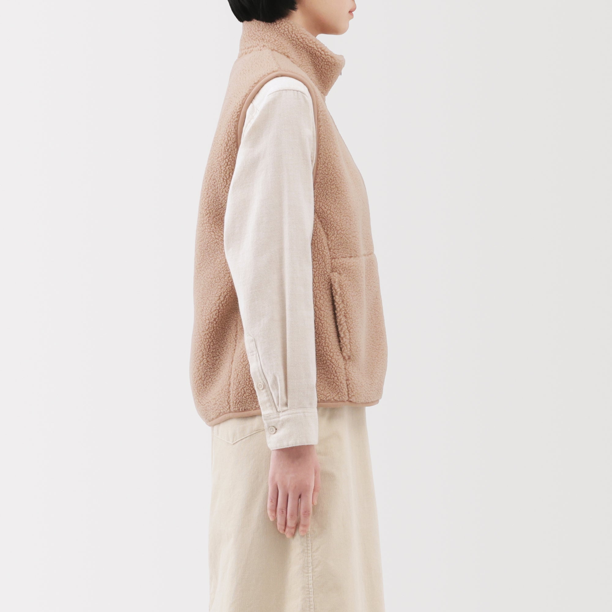 Boa Fleece Vest - Image 29