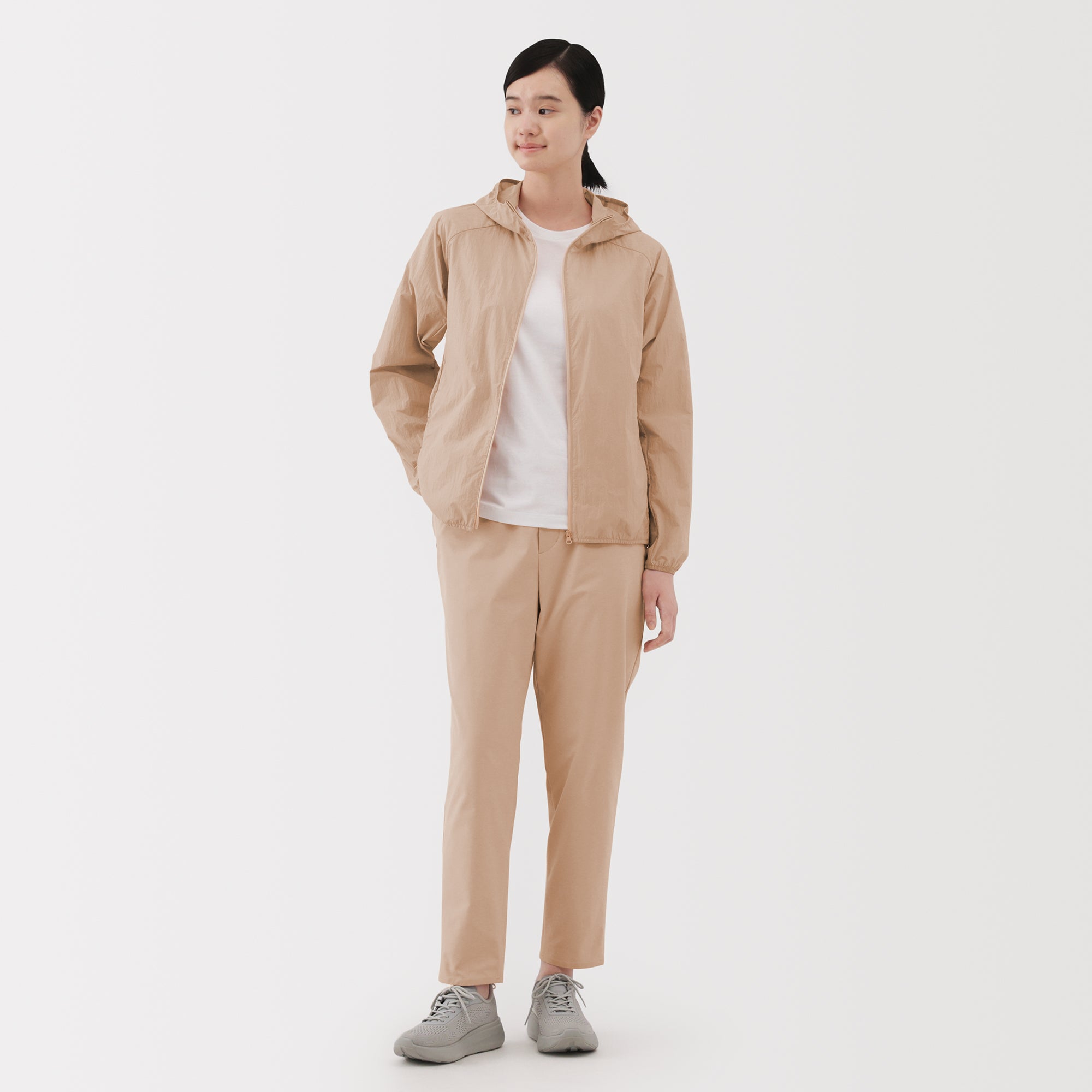 Water Repellent Pocketable Jacket - Image 4