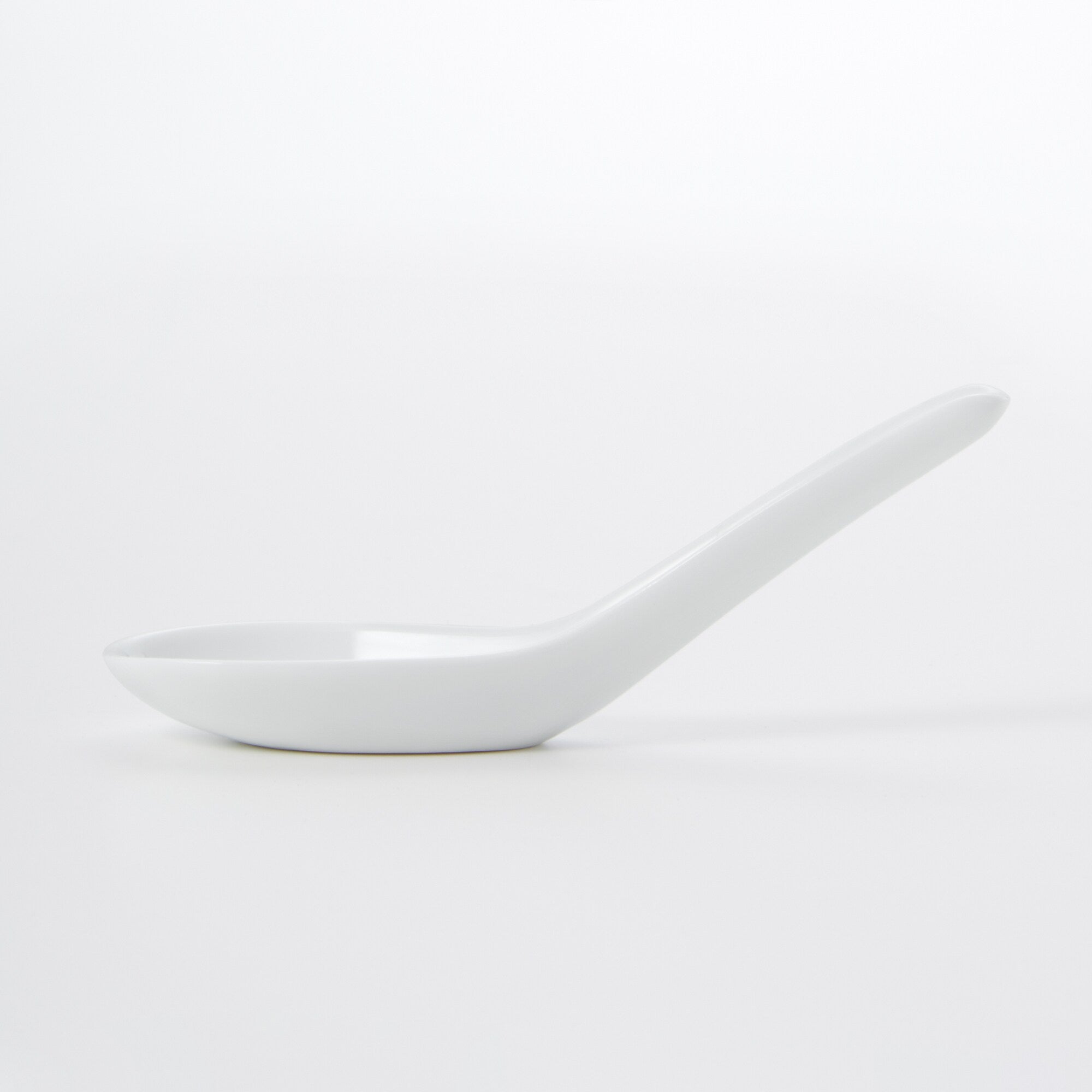 White Porcelain Chinese Spoon - Image 2