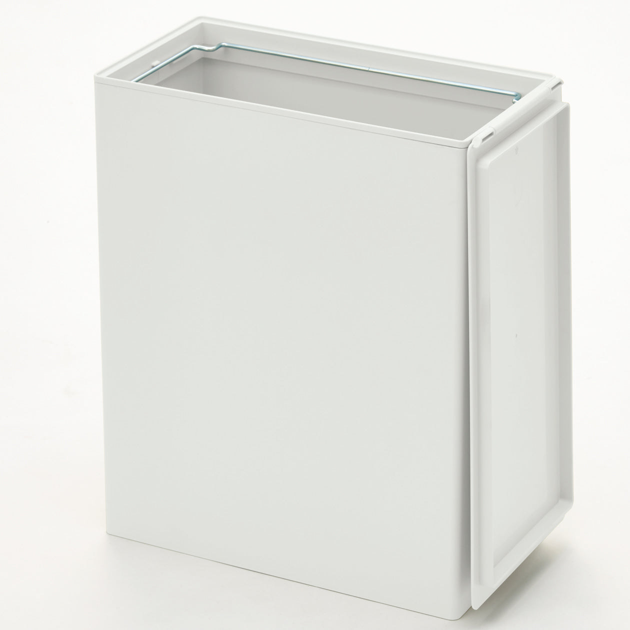 Polypropylene Dust Bin with Lid - Image 4