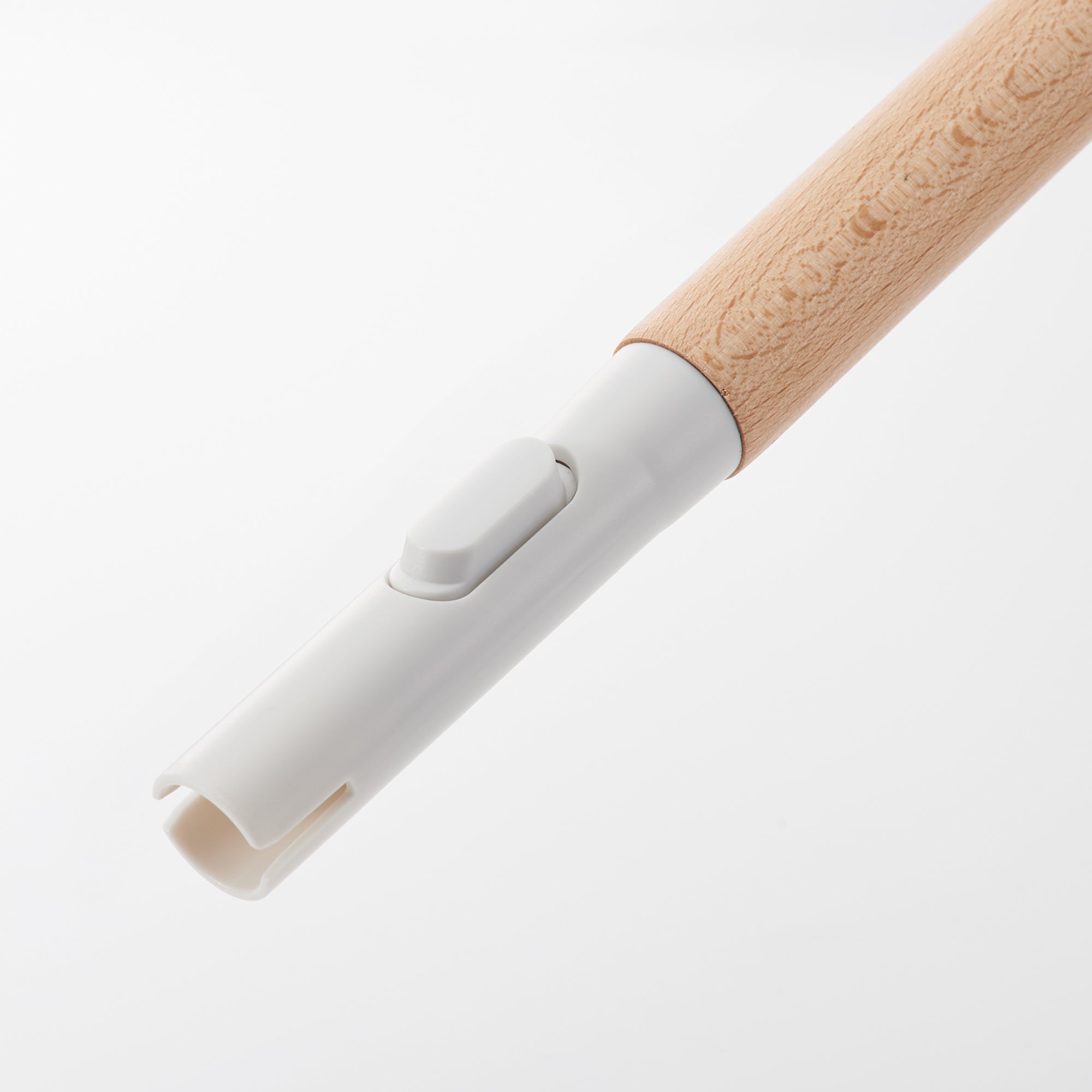 Cleaning System Wooden Short Pole - Image 3