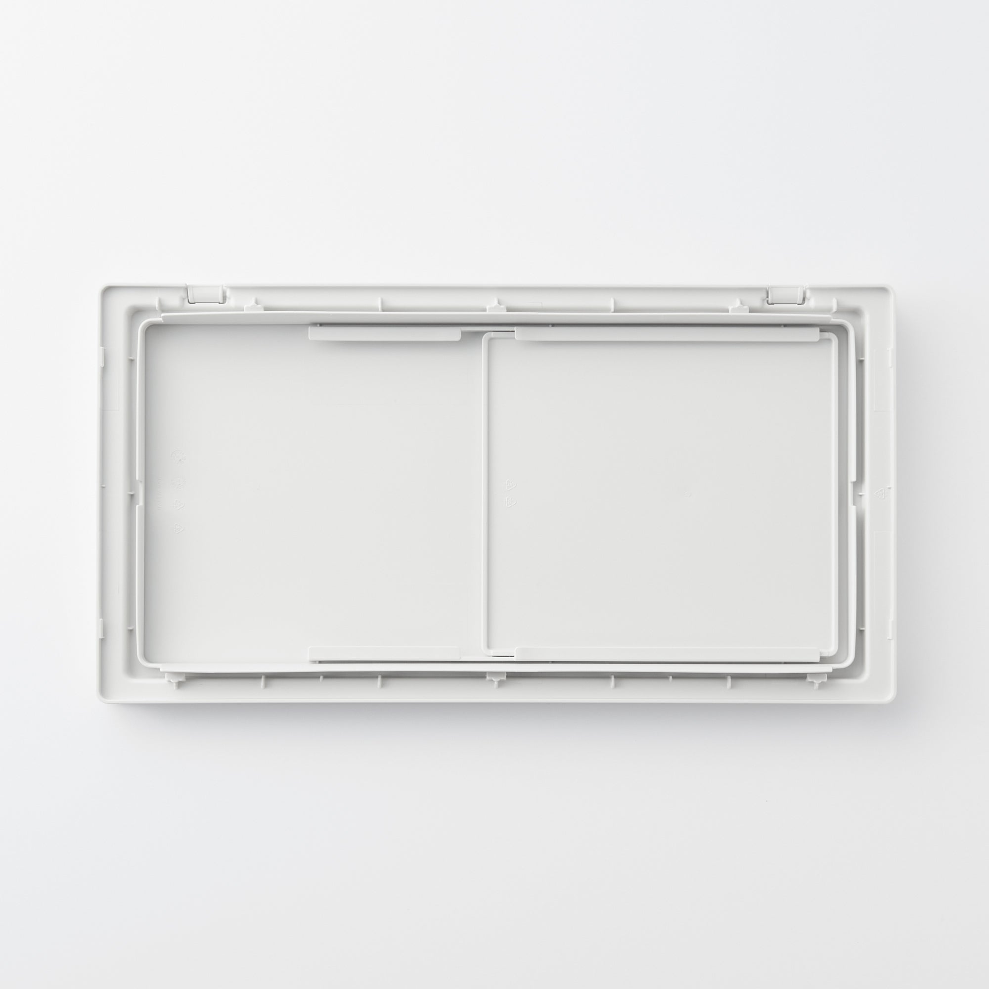 Polypropylene Lid for Dust Bin With Sliding Window - Image 4