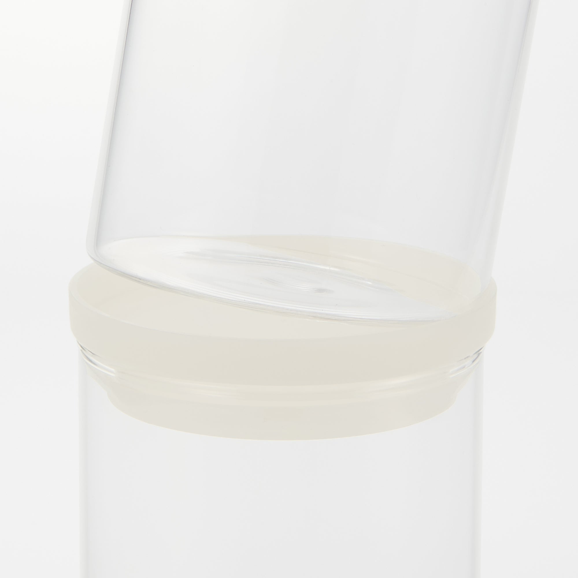 Heat Resistant Glass Round Storage Jar 10.8 fl oz - Image 4