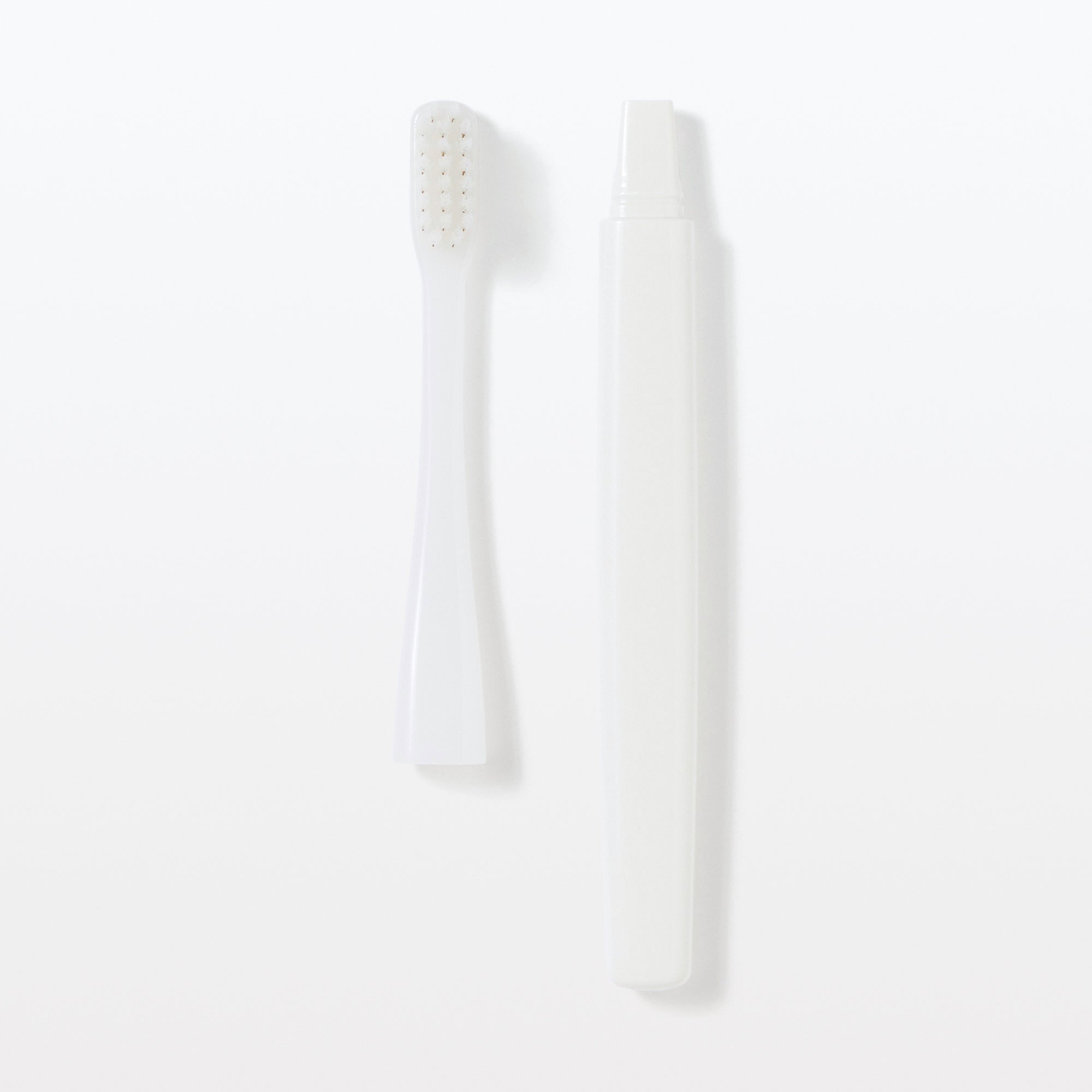 Replaceable Head Medium Toothbrush - White - Image 5
