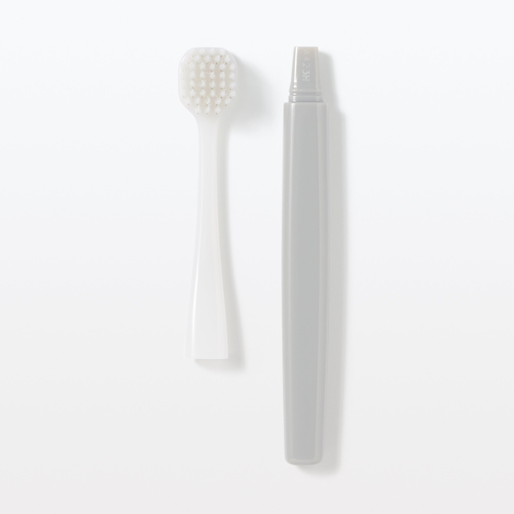 Replaceable Head Wide Soft Toothbrush - Gray - Image 2