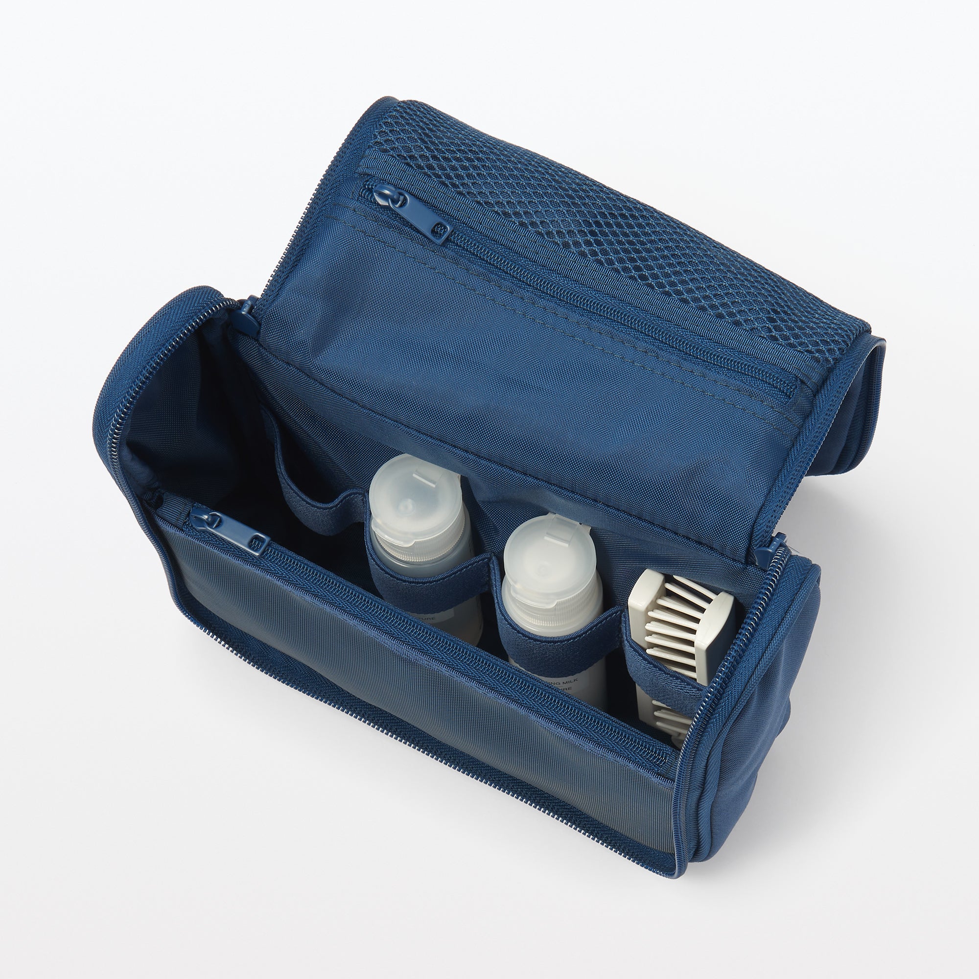 Polyester Hanging Toiletry Case - Image 13