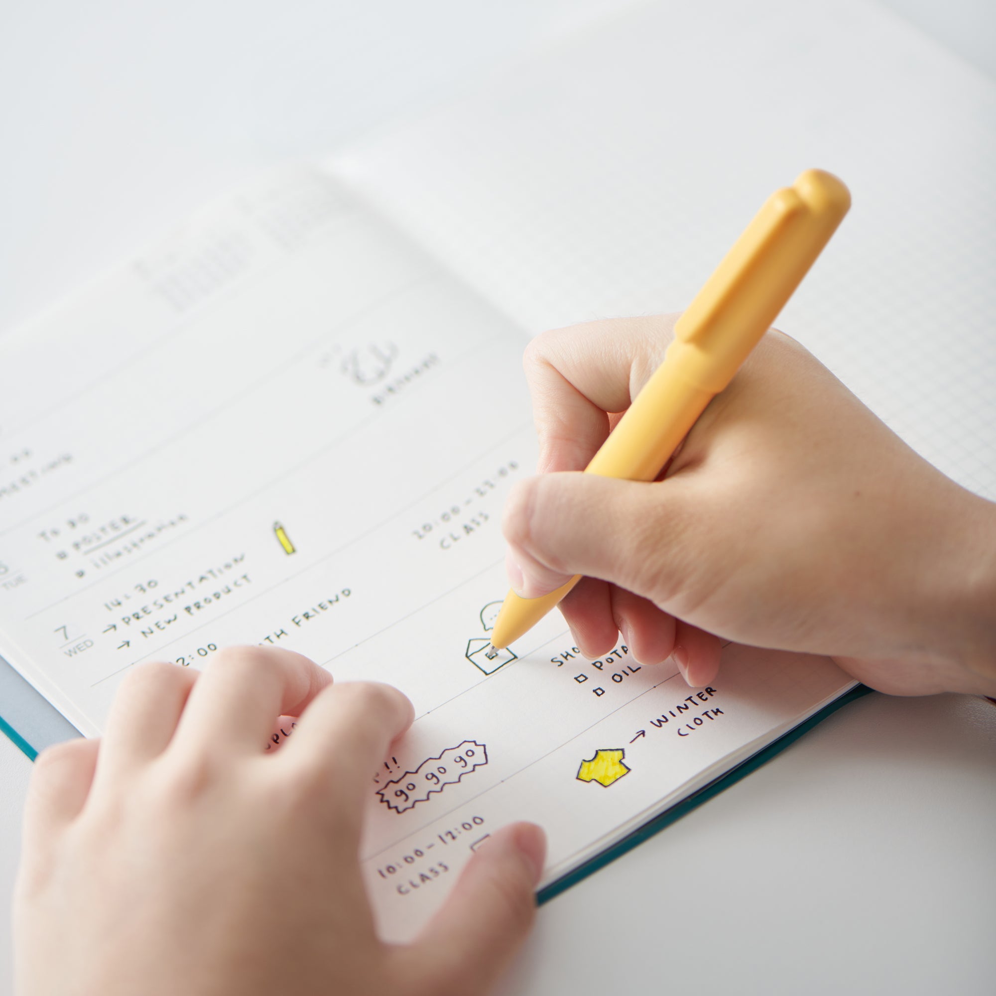 Compact Gel Ink Ballpoint Pen Cap Type 0.5 mm - Gray - Image 3