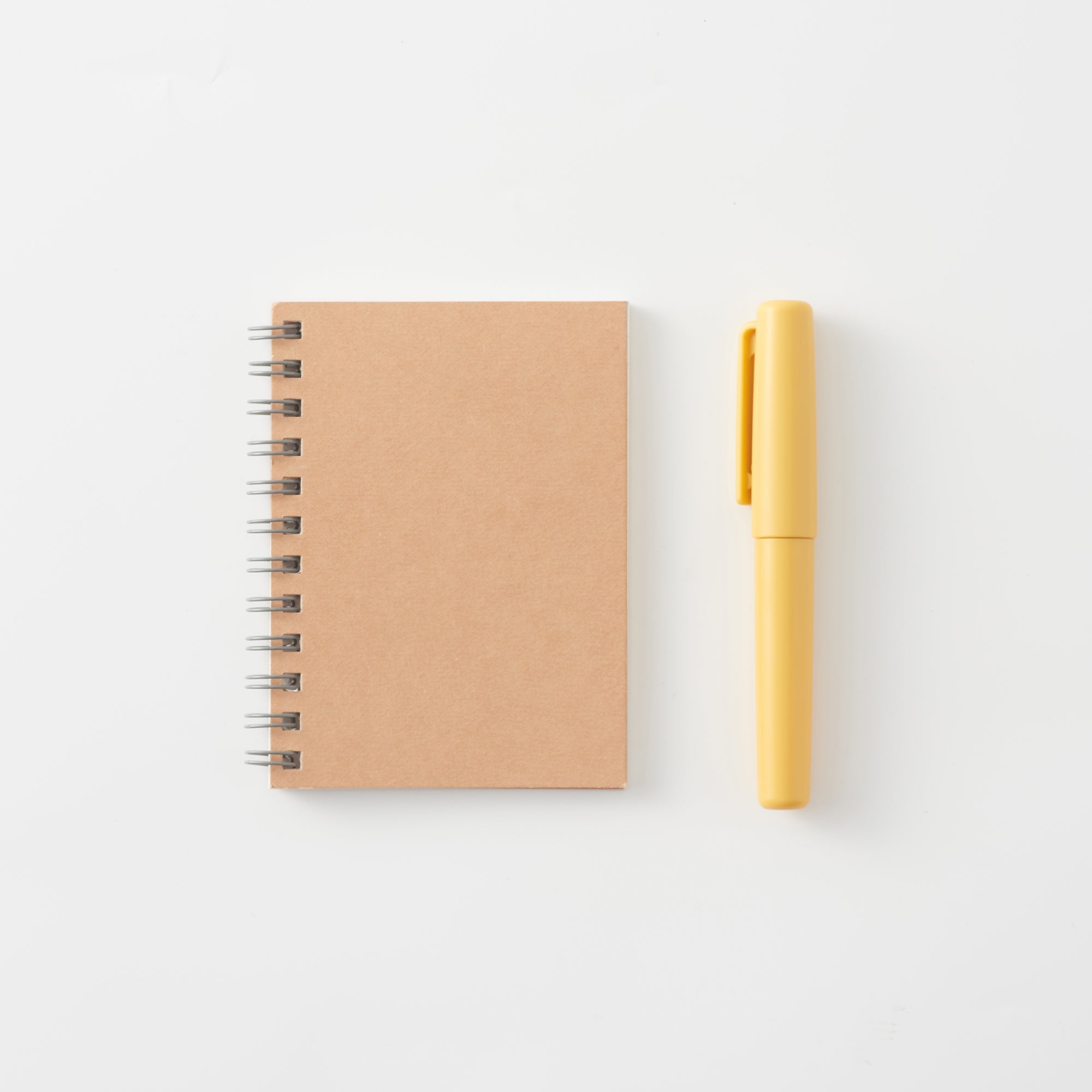 Compact Gel Ink Ballpoint Pen Cap Type 0.5mm - Yellow - Image 4