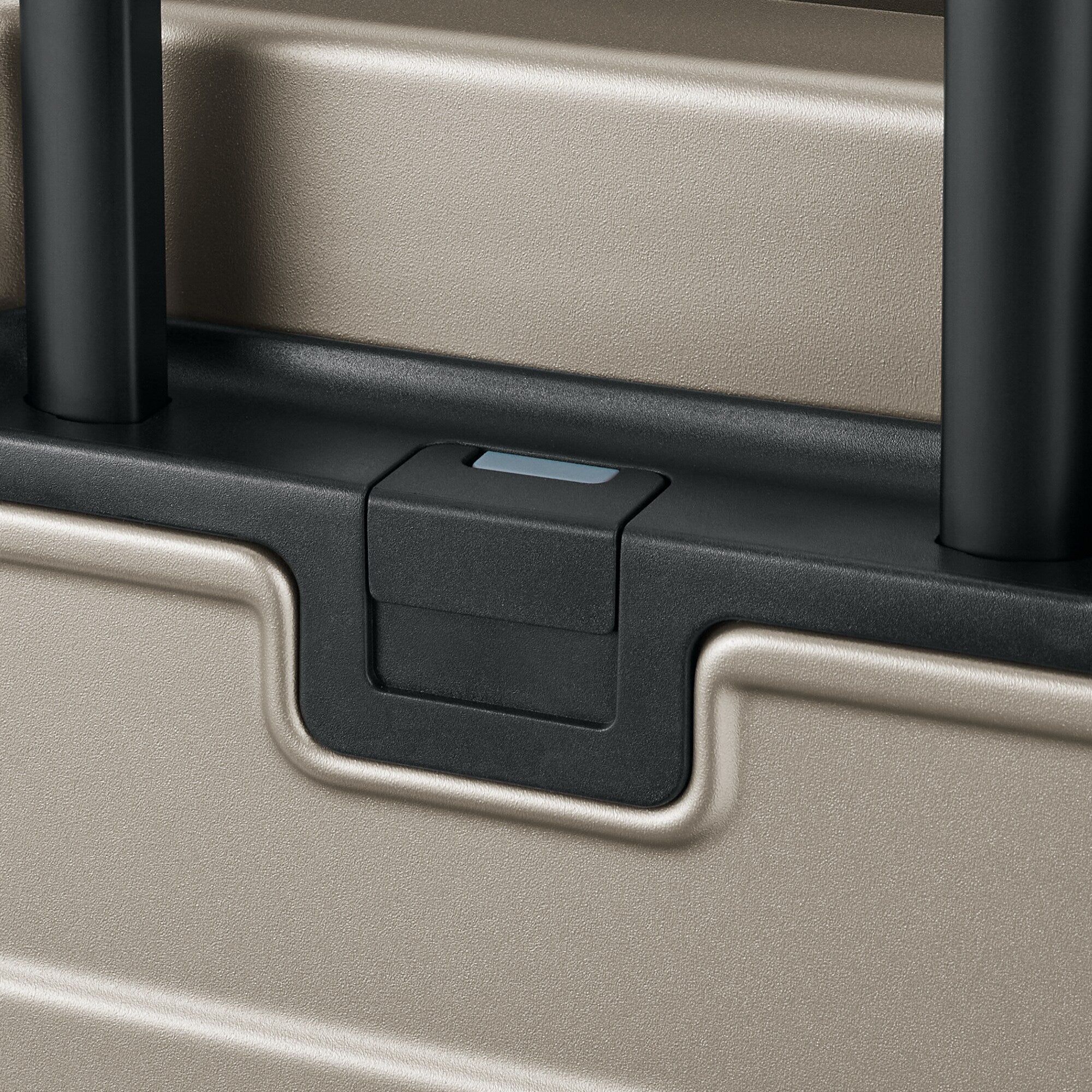 Adjustable Handle Hard Shell Suitcase 75L | Check-In - Image 12