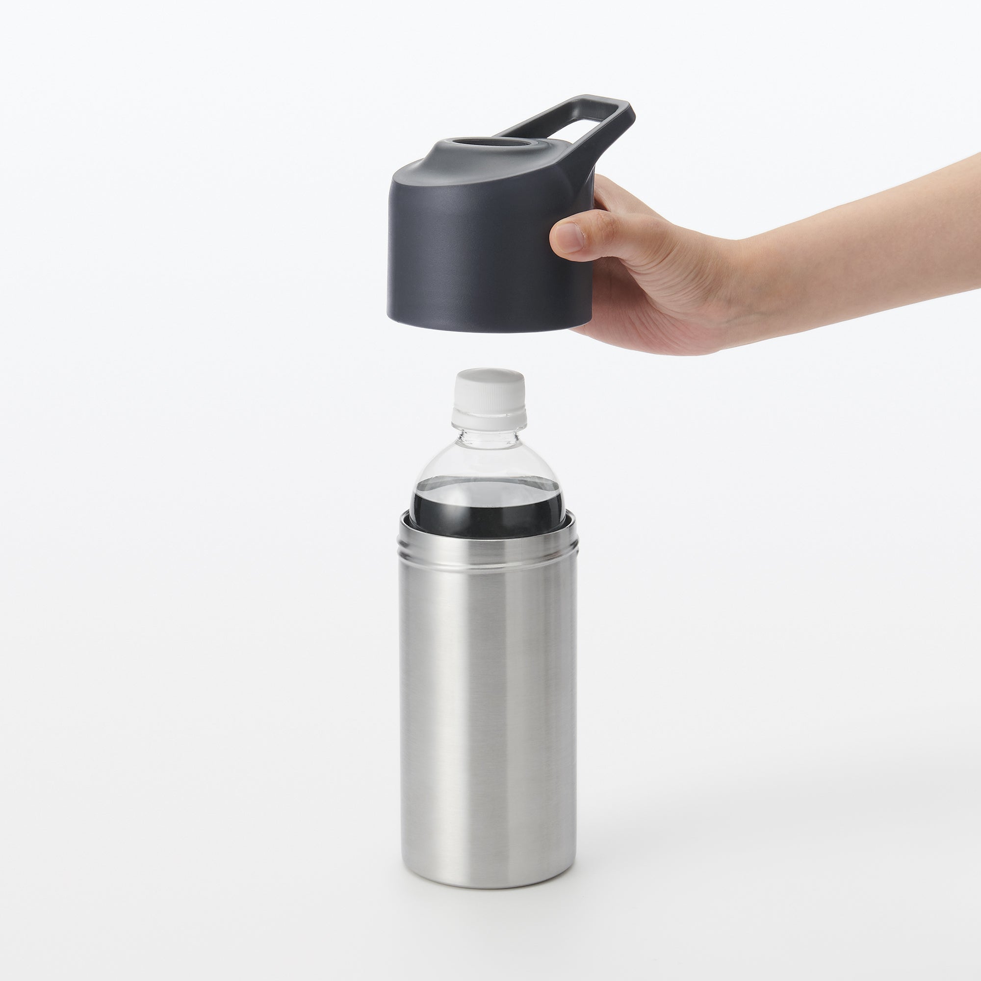 Keep Cold Insulated Plastic Bottle Holder - Image 2