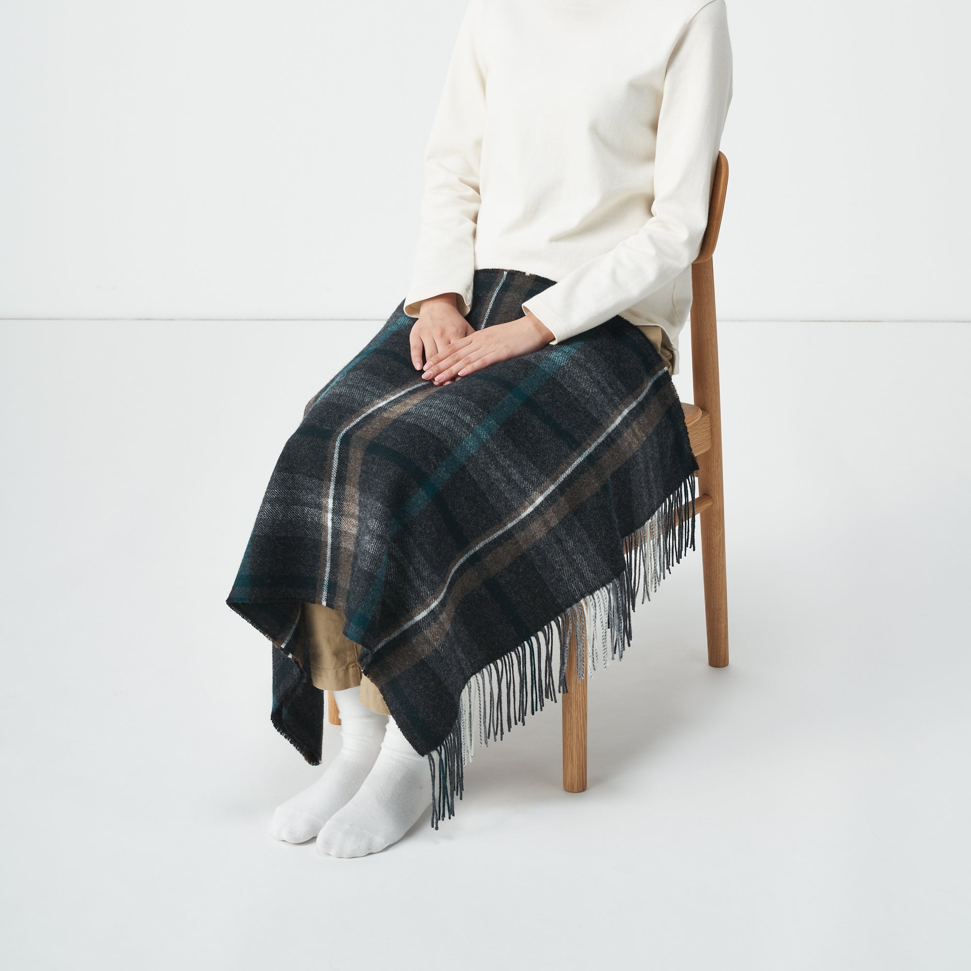 Wool 2-way Large Stole - Patterned - Image 36