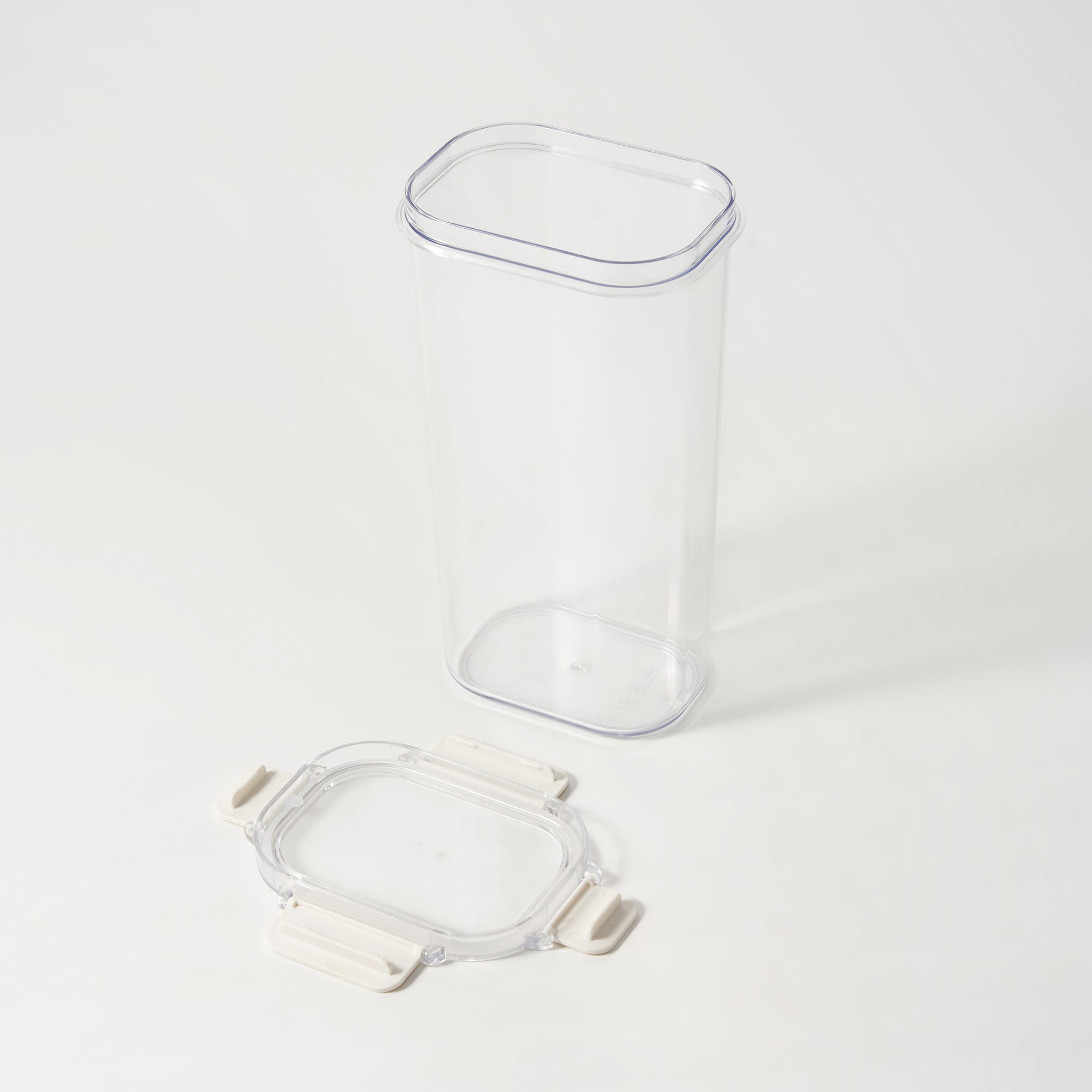 Clear Storage Container - 56.1 fl oz - Image 6