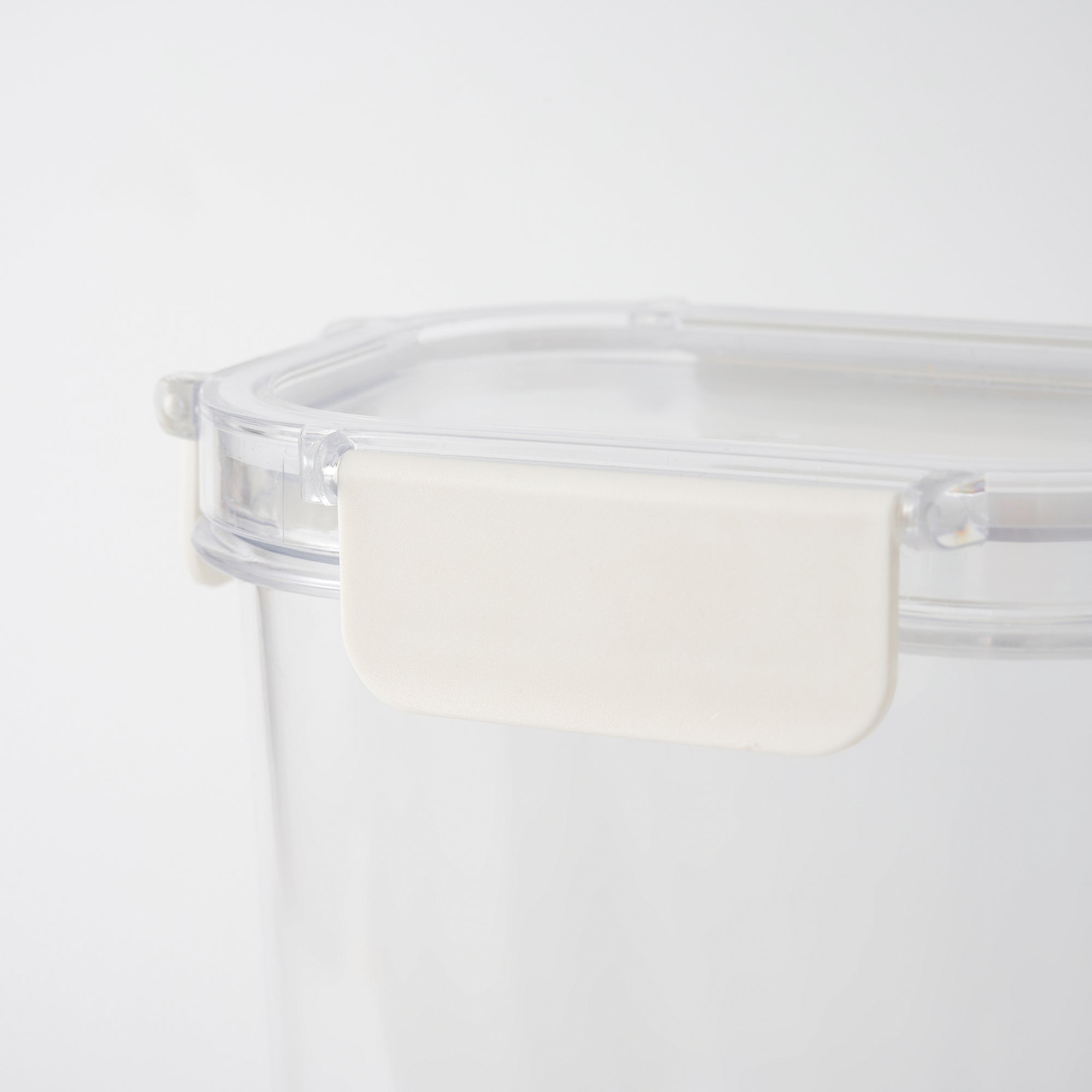 Clear Storage Container - 72.0 fl oz - Image 8
