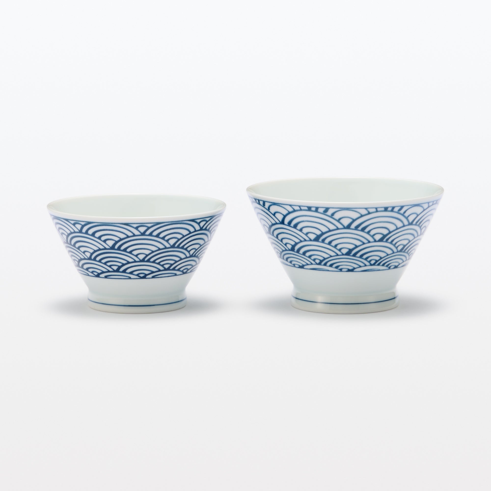 Hasami Ware Rice Bowl - Large Wave Pattern - Image 7
