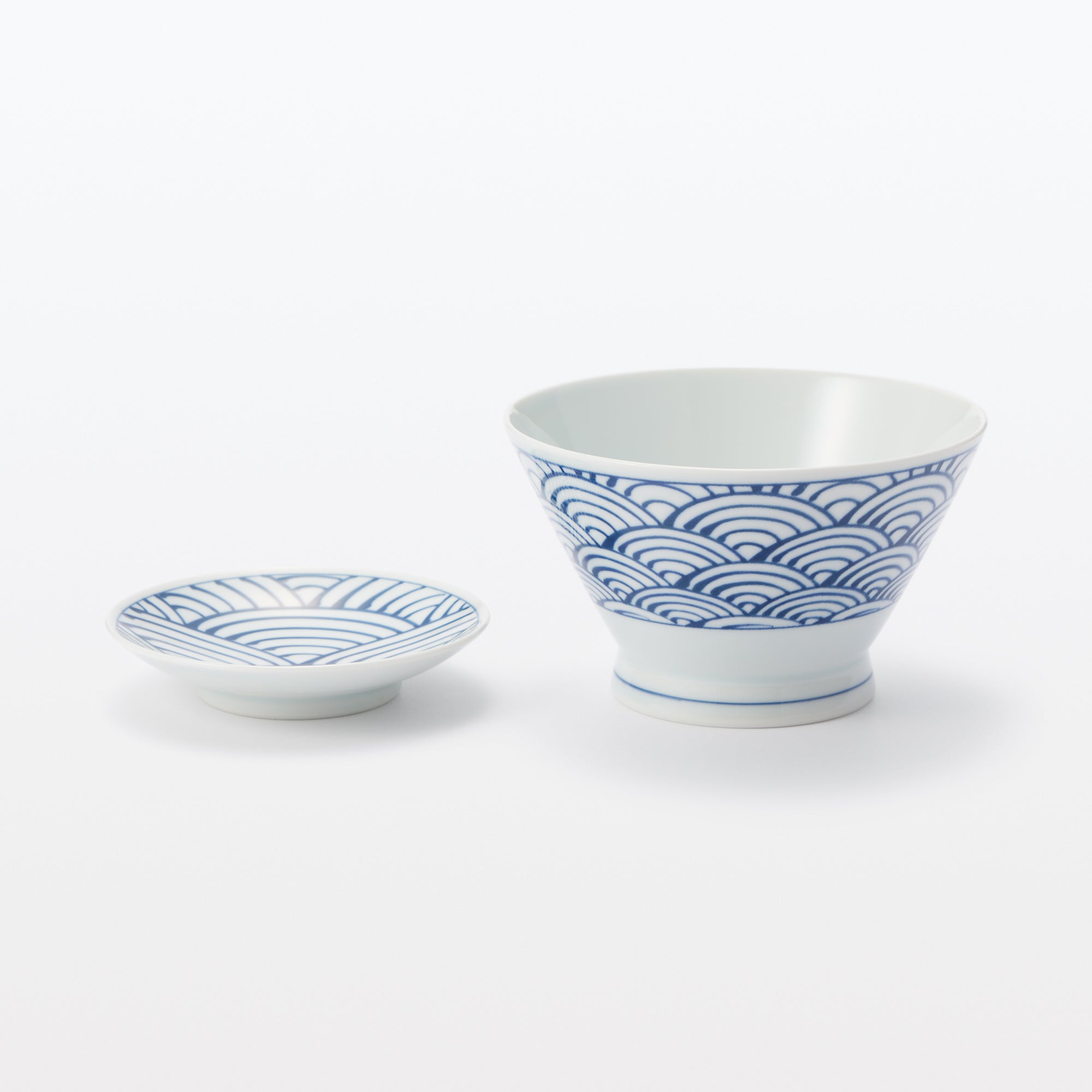 Hasami Ware Rice Bowl - Large Wave Pattern - Image 8