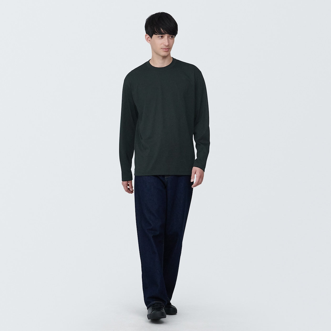 Men's Washed Jersey Crew Neck Long Sleeve T-Shirt - Image 11