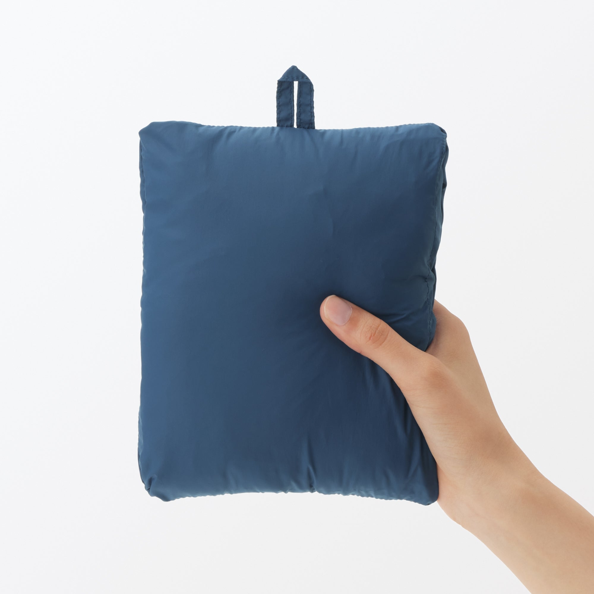 Men's Lightweight Down Collarless Vest - Image 9