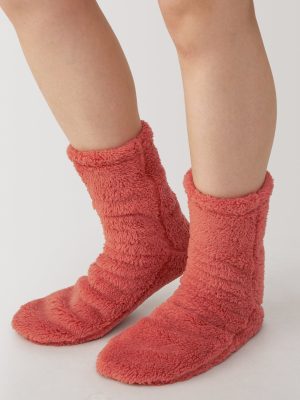 Right Angle Boa Fleece Cozy Socks
