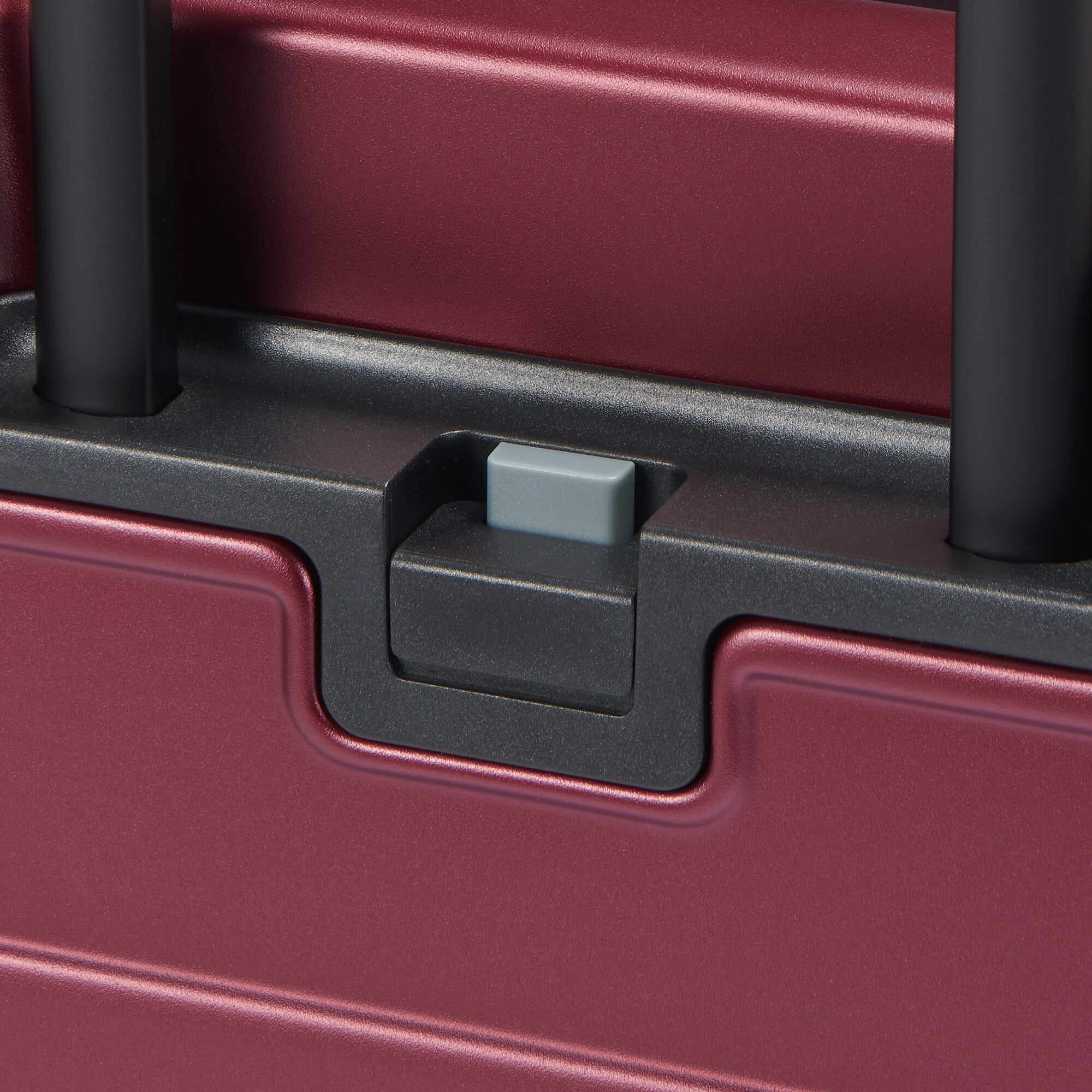 Adjustable Handle Hard Shell Suitcase 75L | Check-In - Image 13