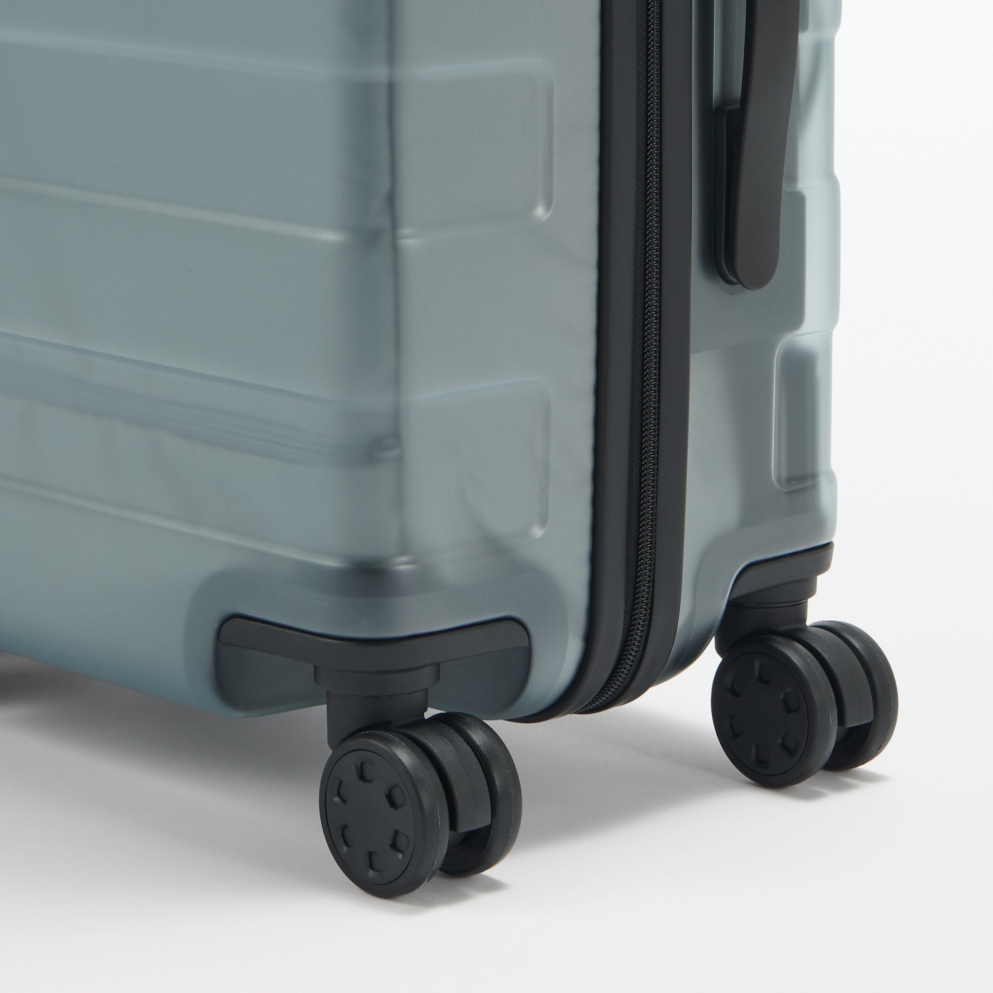 Adjustable Handle Hard Shell Suitcase 36L - Translucent | Carry-On - Image 9