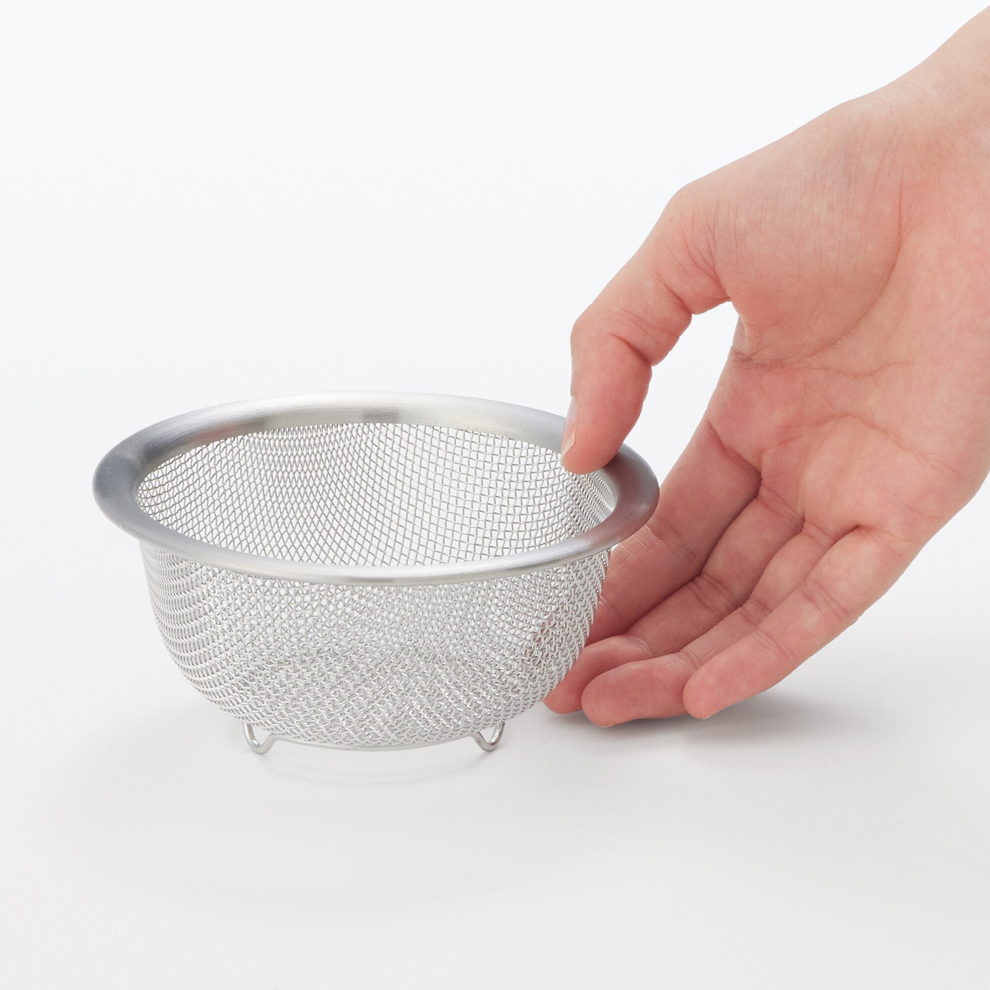 Stainless Steel Strainer - Dia. 4.5 - Image 6