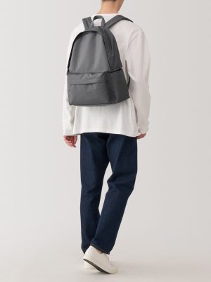 Less Tiring Water Repellent Backpack