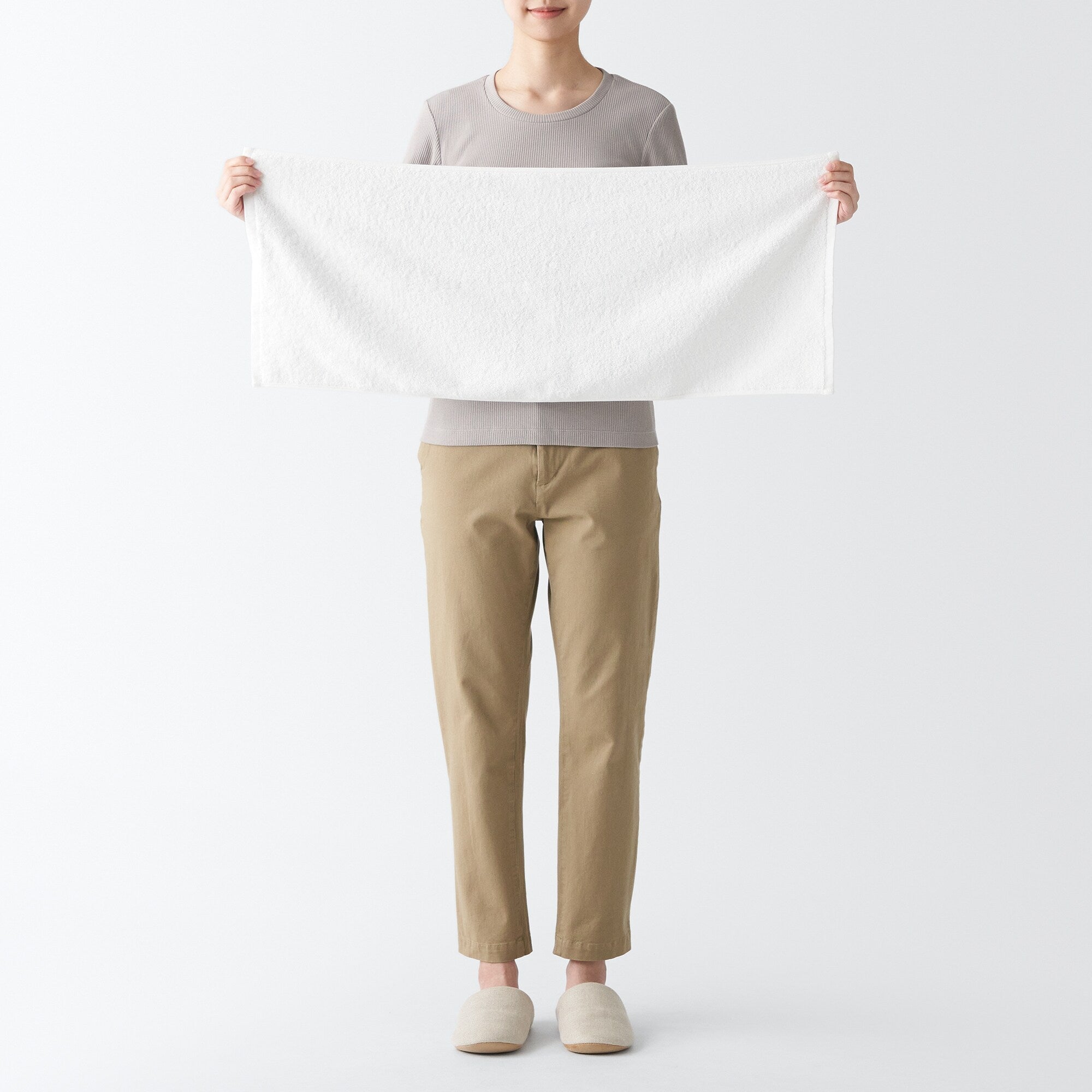 Twin Pile Face Towel with Loop - Image 10