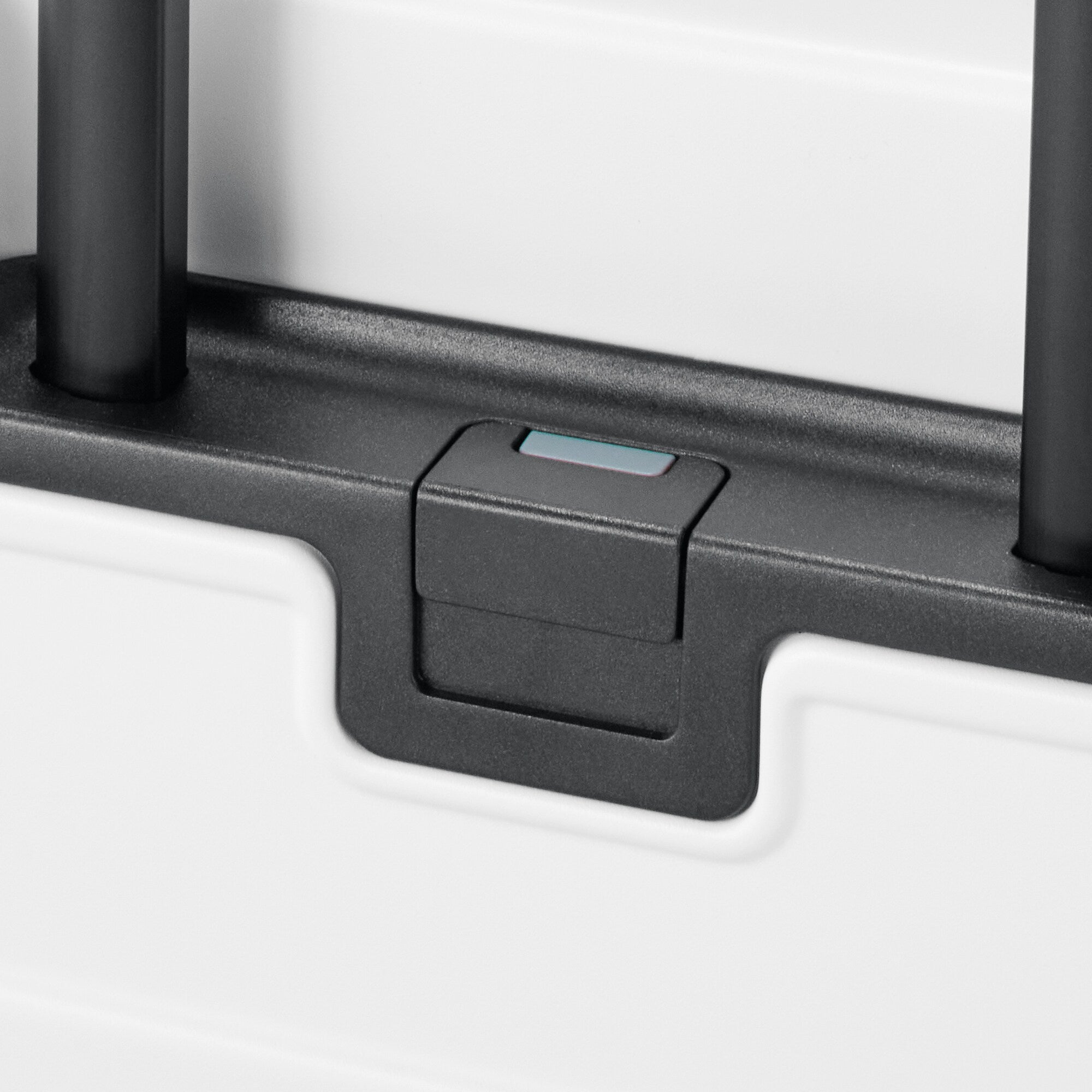 Adjustable Handle Hard Shell Suitcase 75L | Check-In - Image 72