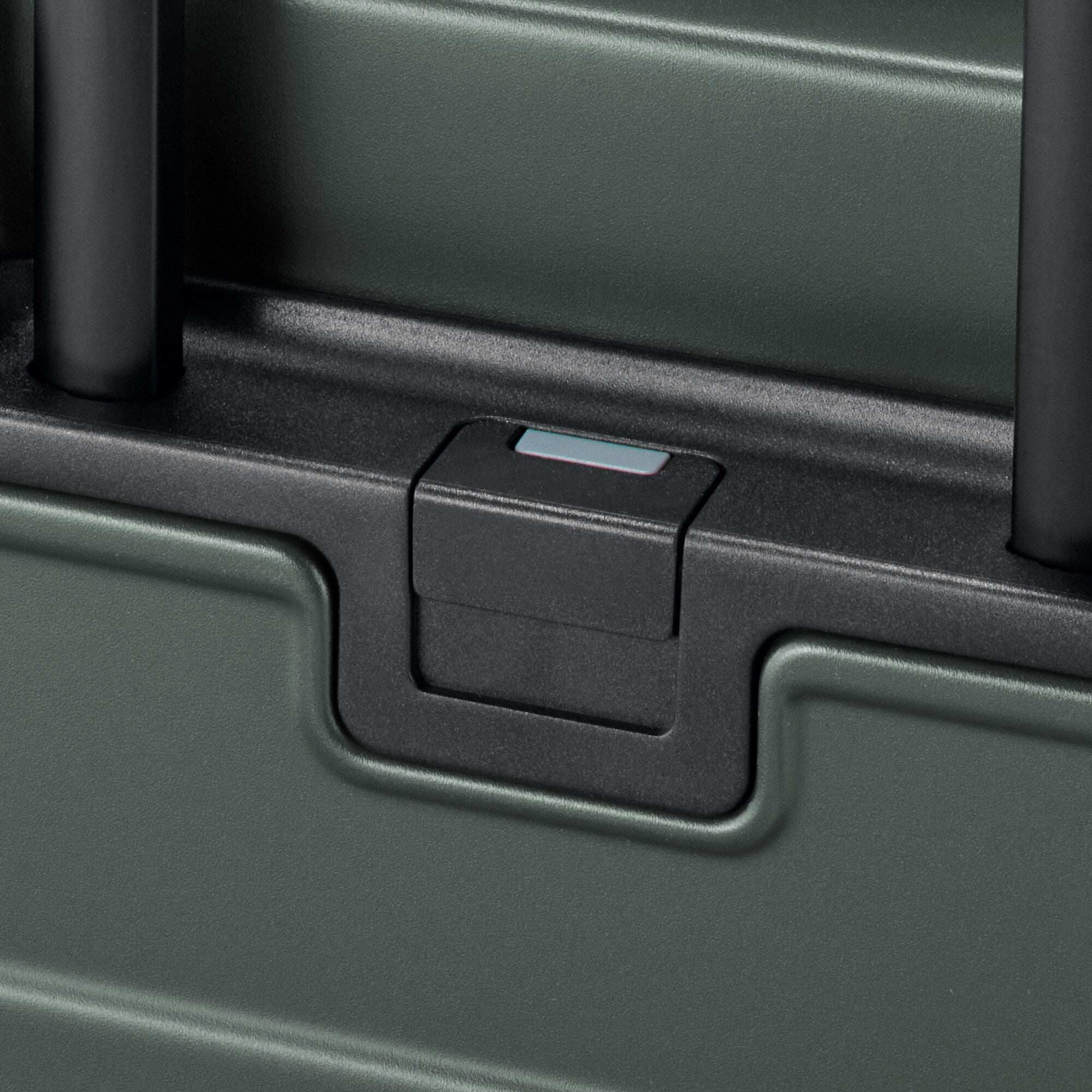 Adjustable Handle Hard Shell Suitcase 75L | Check-In - Image 4