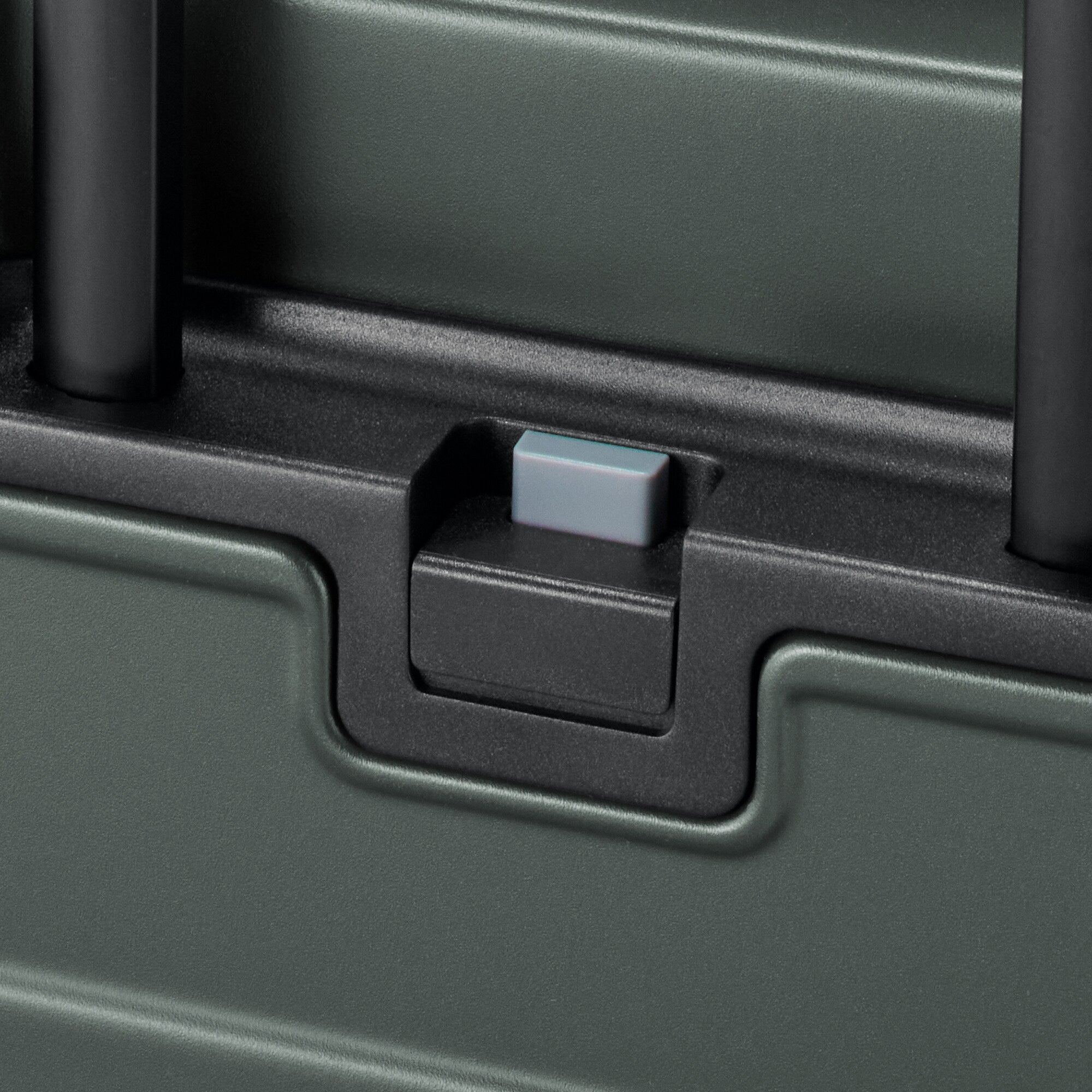 Adjustable Handle Hard Shell Suitcase 75L | Check-In - Image 5