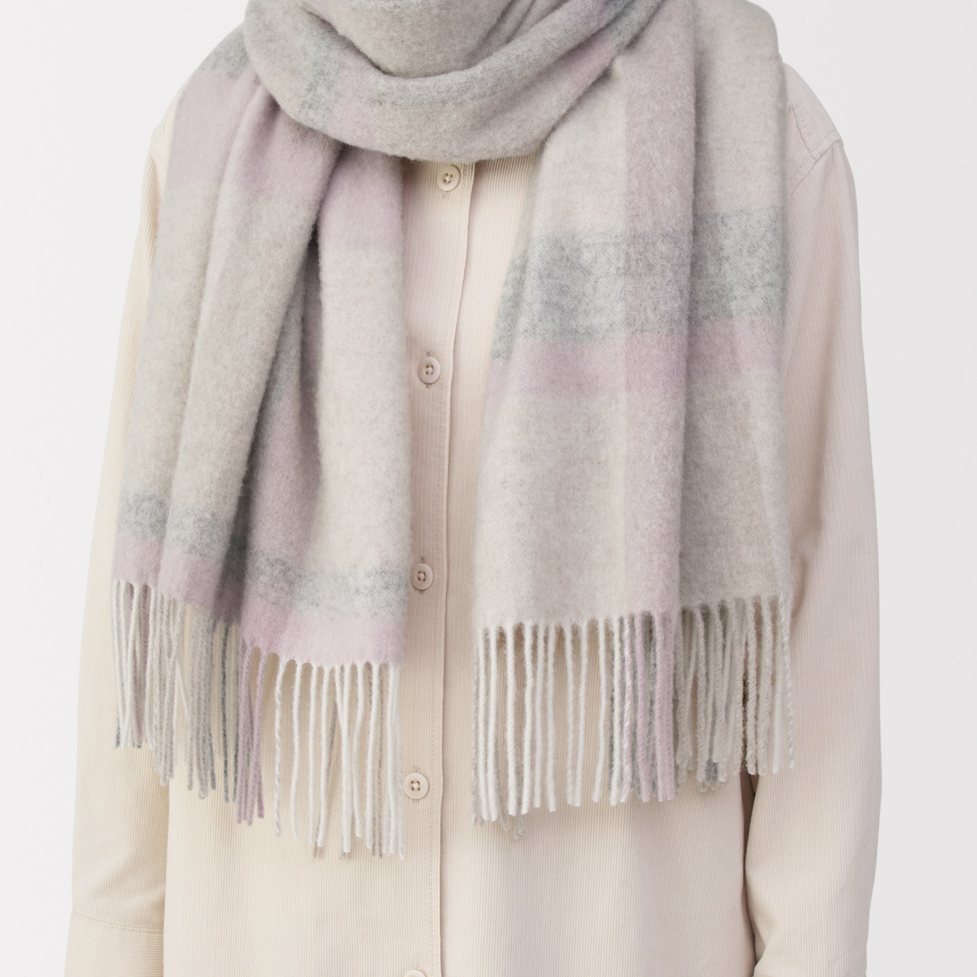 Fluffy Wool Blanket Stole - Image 15