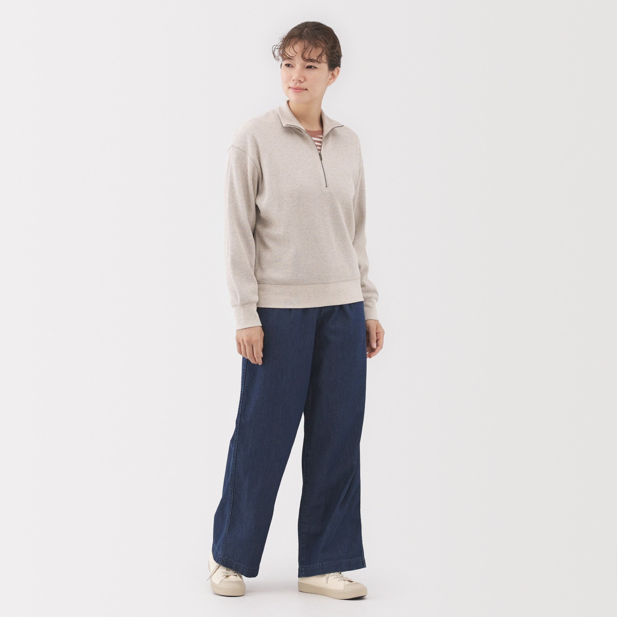Lightweight Denim Wide Pants - Image 4